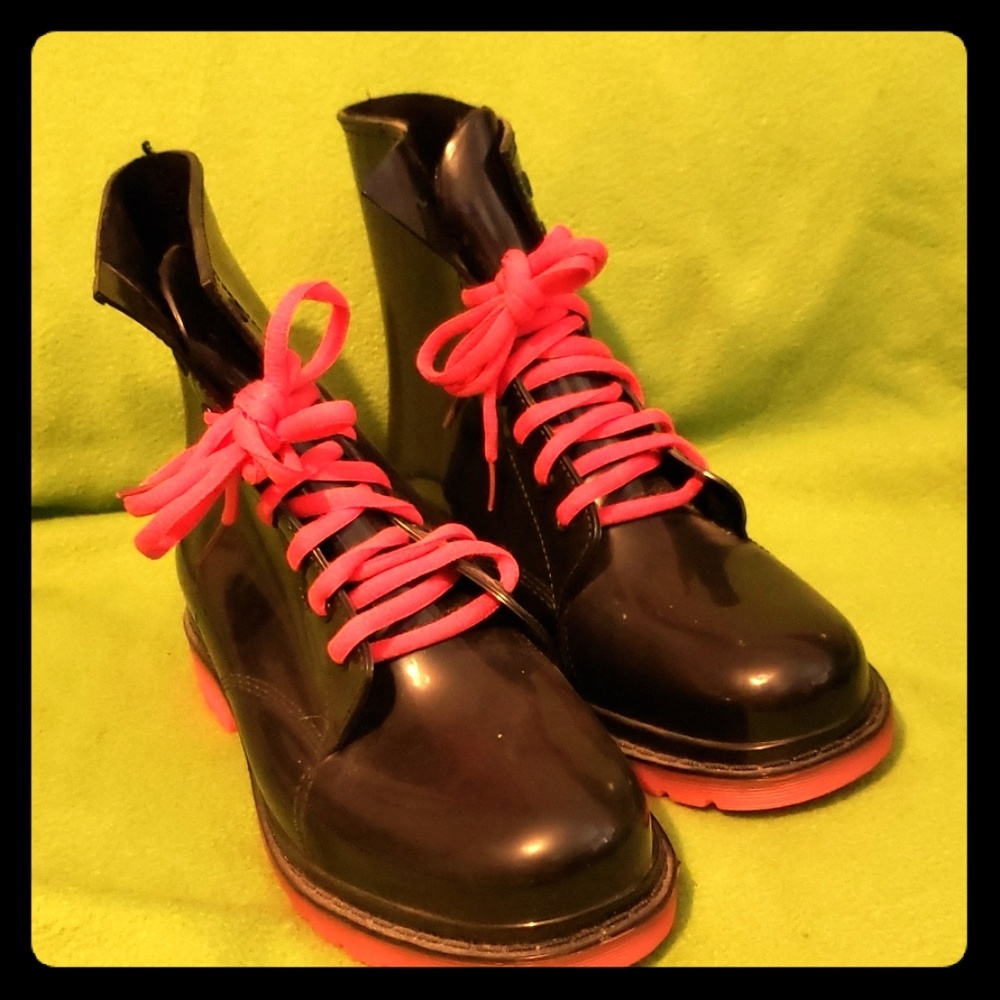 H2K Jelly Boots